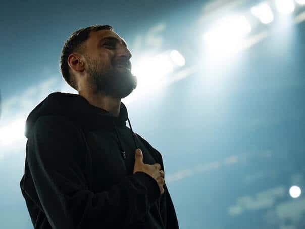 PSG beat Angers, Donnarmma said goodbye to the fans