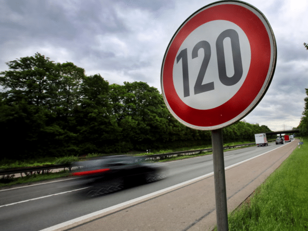 Record speed on the German highway: Racing and punished