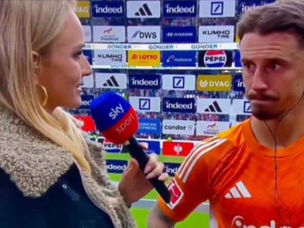 Cute GAF Head: Captain of the defeated team congratulated victory