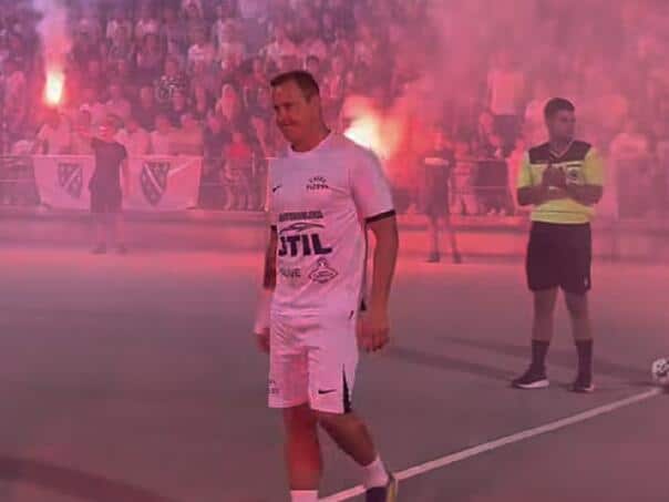 Spectacle in Mostar: BH. The singer gathered great football players, won the tournament and donated money