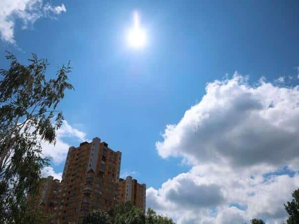 Sunny today and tomorrow but the weekend carries a surprise from the atmosphere