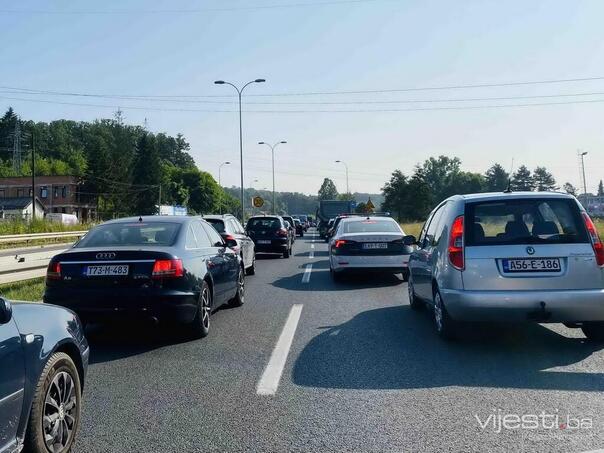 2,123 new vehicles in BiH in BiH