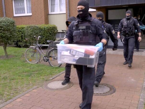 Great Raid in Germany: The Chinese Hurry Women to Prostitution