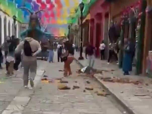 VIDEO: A strong earthquake hit Mexico