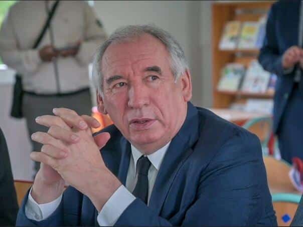 Bajrou: Excessive debt is "Dangerous to life" For France