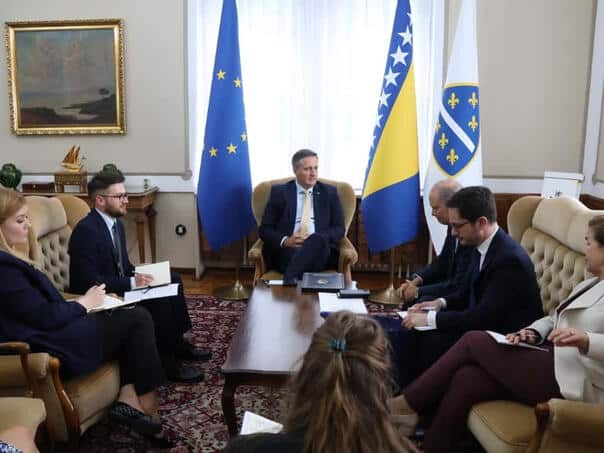 Bećirović soon in Paris, confirmed meeting with Macron