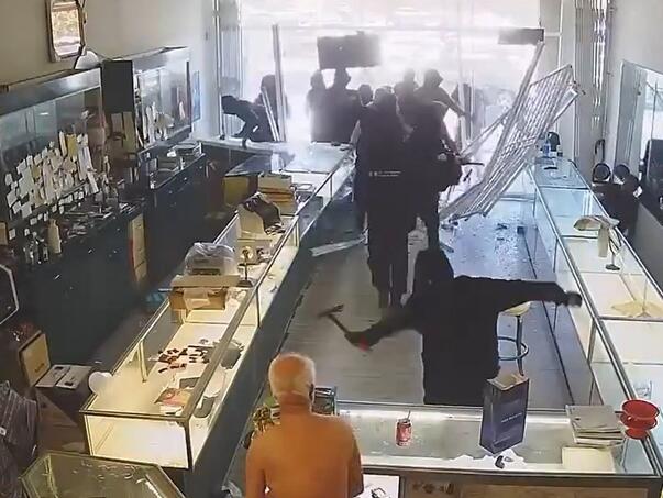 Brutal robbery in California: a dozen robbers inflammation in Zlatar