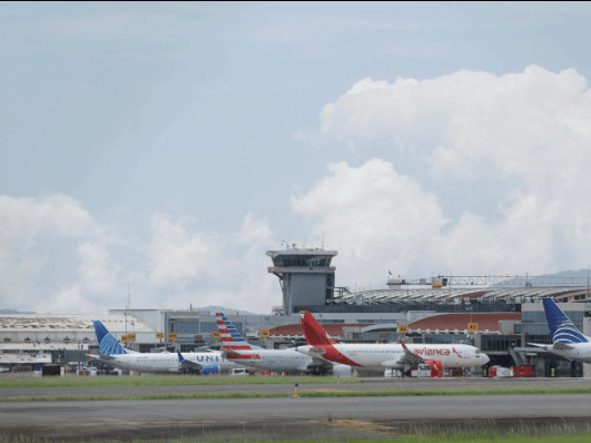 Denmark closed airports after the new appearance of drones