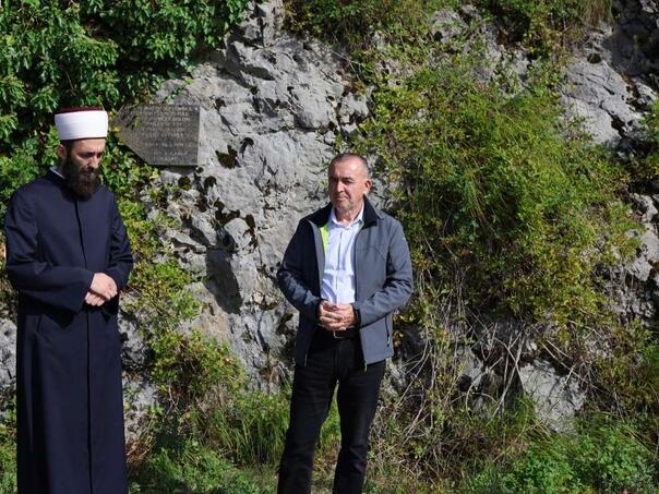 Kulen Vakuf: 84 years from the massacre of 2000 Bosniaks and Croats