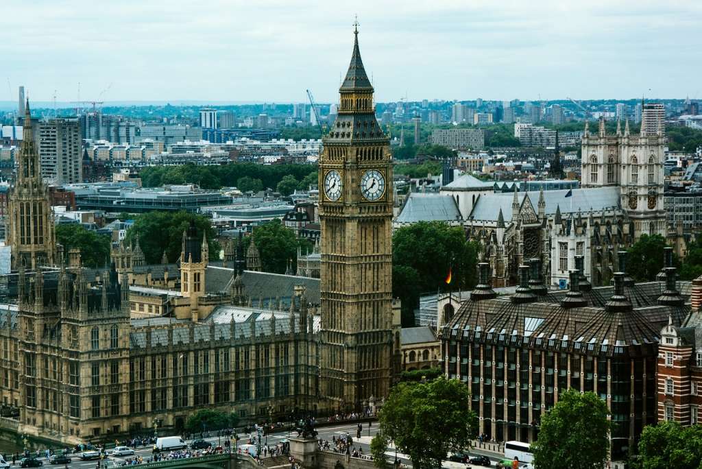 Britain announces more than 1.25 billion pounds of American investments ahead of tramps visits