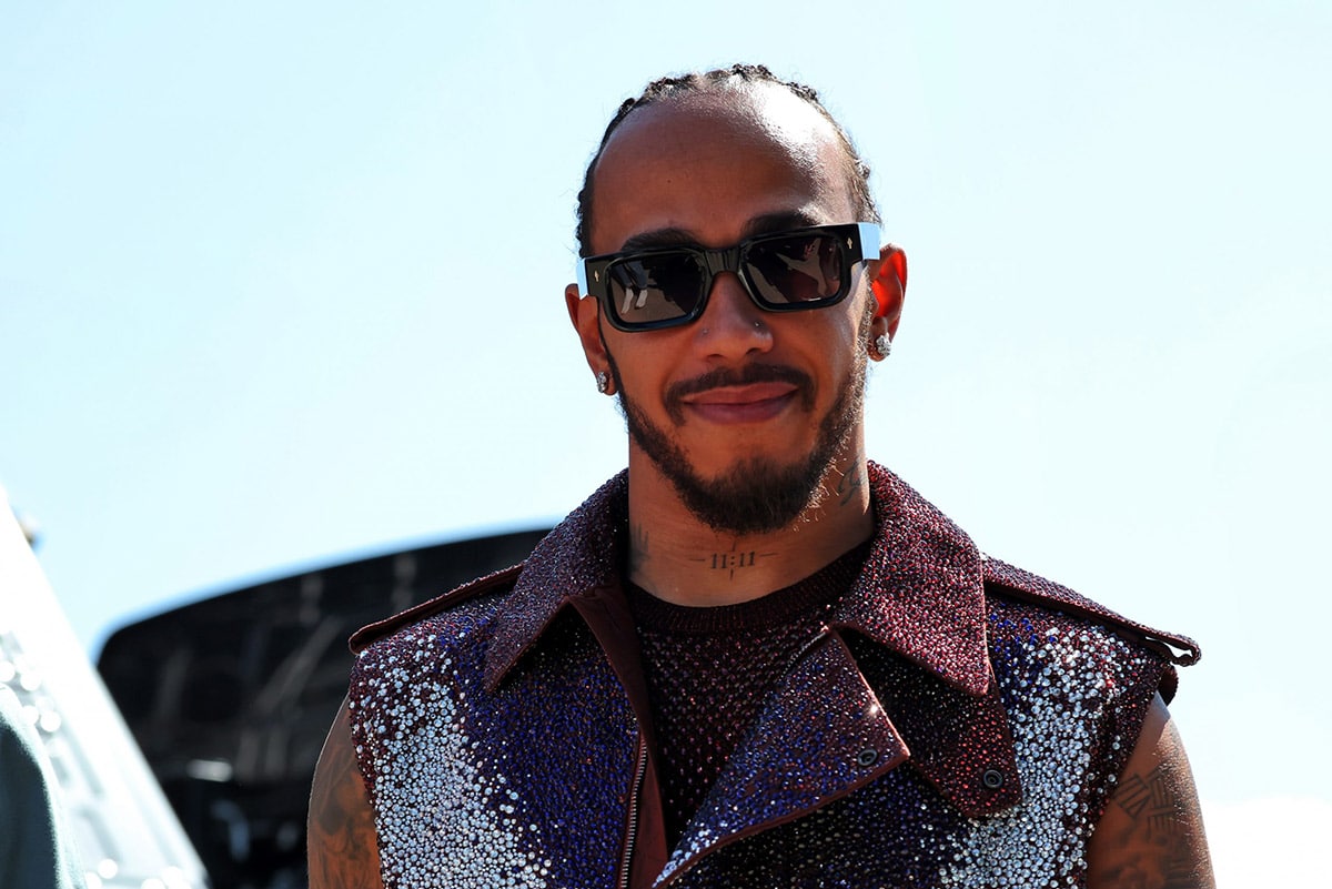 Empty Garage: Hamilton sold all cars, turns art