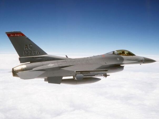 Lithuania closes the air space for Russia?