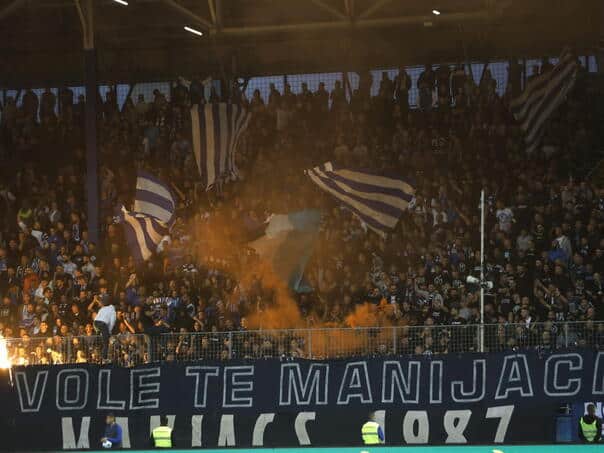 Matches 9. Color attended 15,200 viewers, mostly on Grbavica
