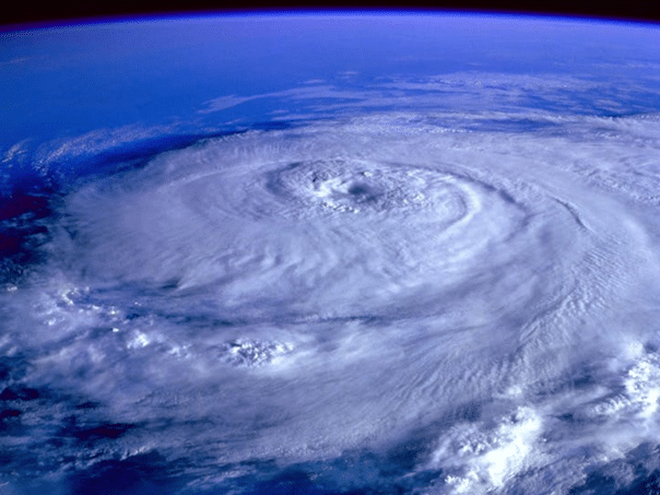 Meteorologists on their feet: Two new hurricanes threaten to attend America