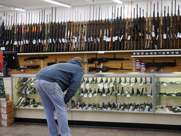 Violence in the US in figures: Murder every half hour, rape every 4.1 minute