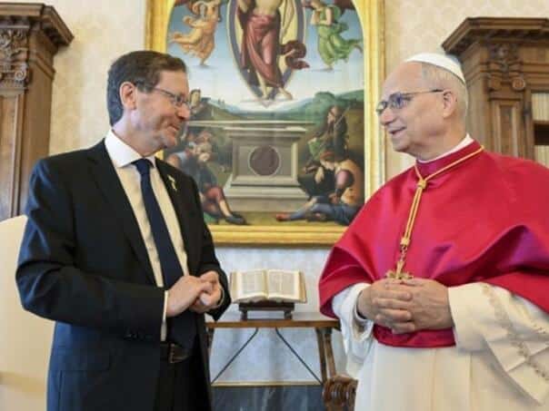 Pope Leo talked to the Gaza Island President