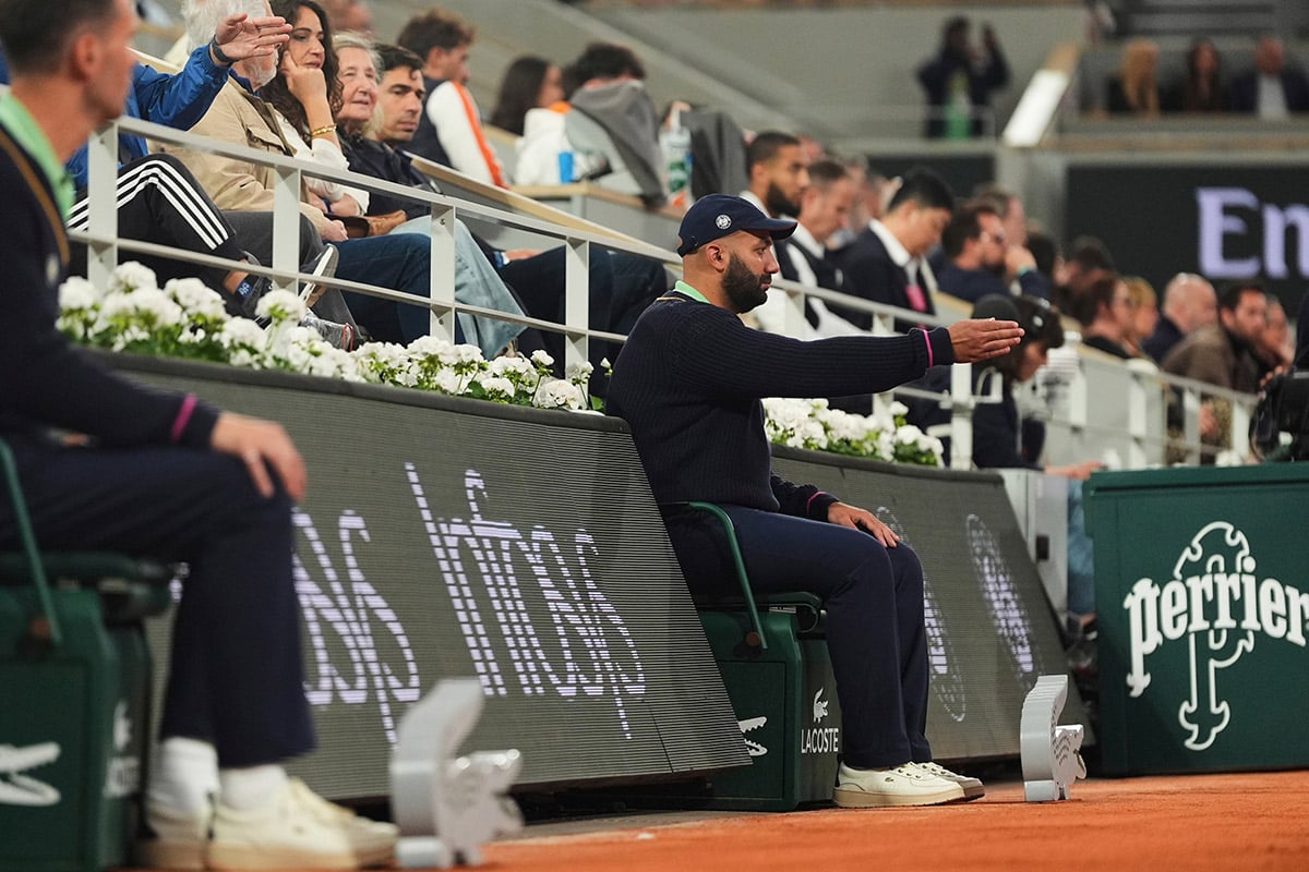 Roland Garros continues to use line judges