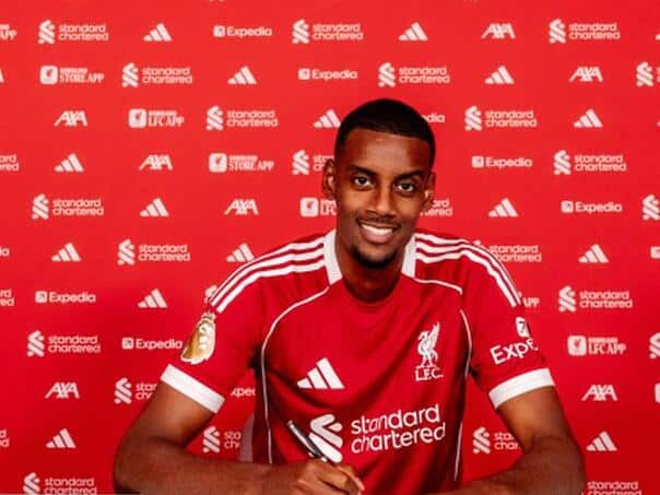Spectacular reinforcement arrived at Anfield: Isaac signed for Liverpool