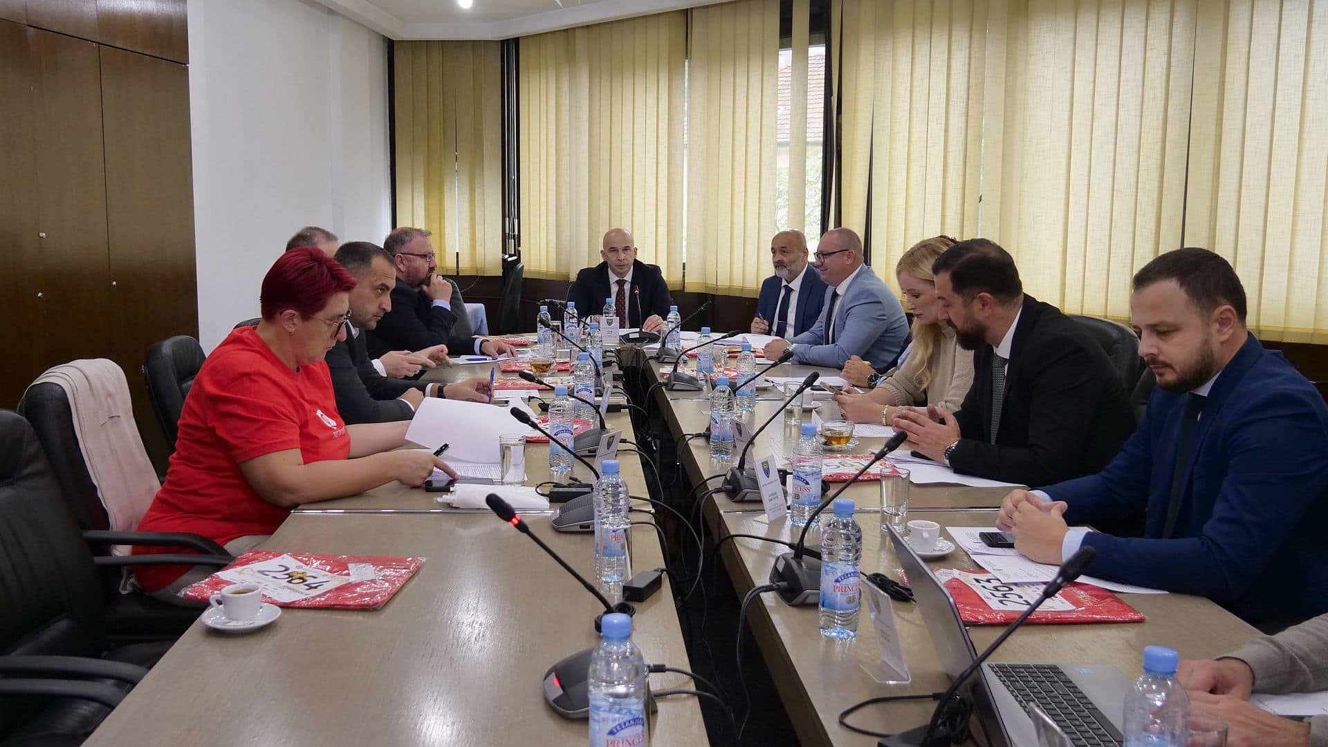 The Government adopted semi-annual reports, appointed the Police Committee and approved support funds to sustainable return: Full support to the heart association for children with cancer