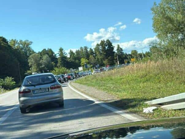 Driver from Sarajevo landed from the road near Bosanska Gradiška