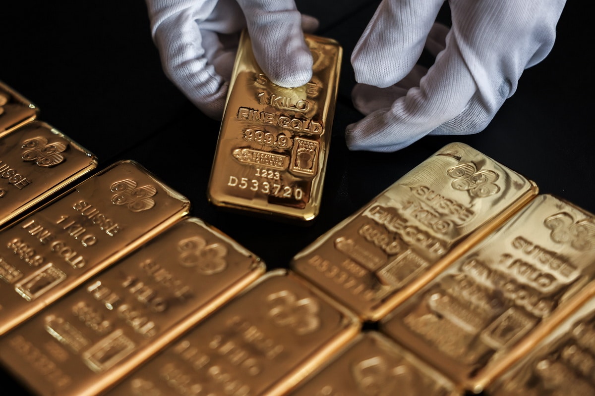 Central banks announce new purchases of gold
