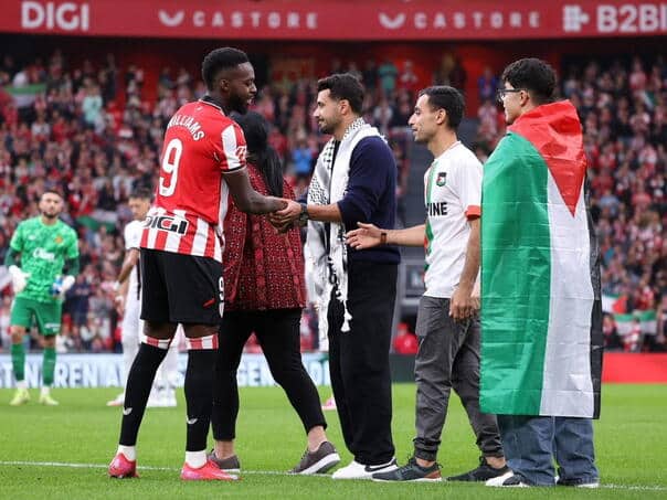 Athletic hosted Palestinian refugees: Stop genocide!
