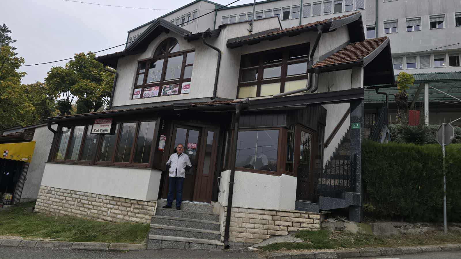 The light that first comes on in Tešanj: 35 years of the kebab restaurant “Kod Tenija”