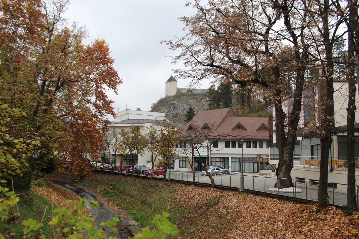 Mostly cloudy in Bosnia and Herzegovina, occasionally light rain