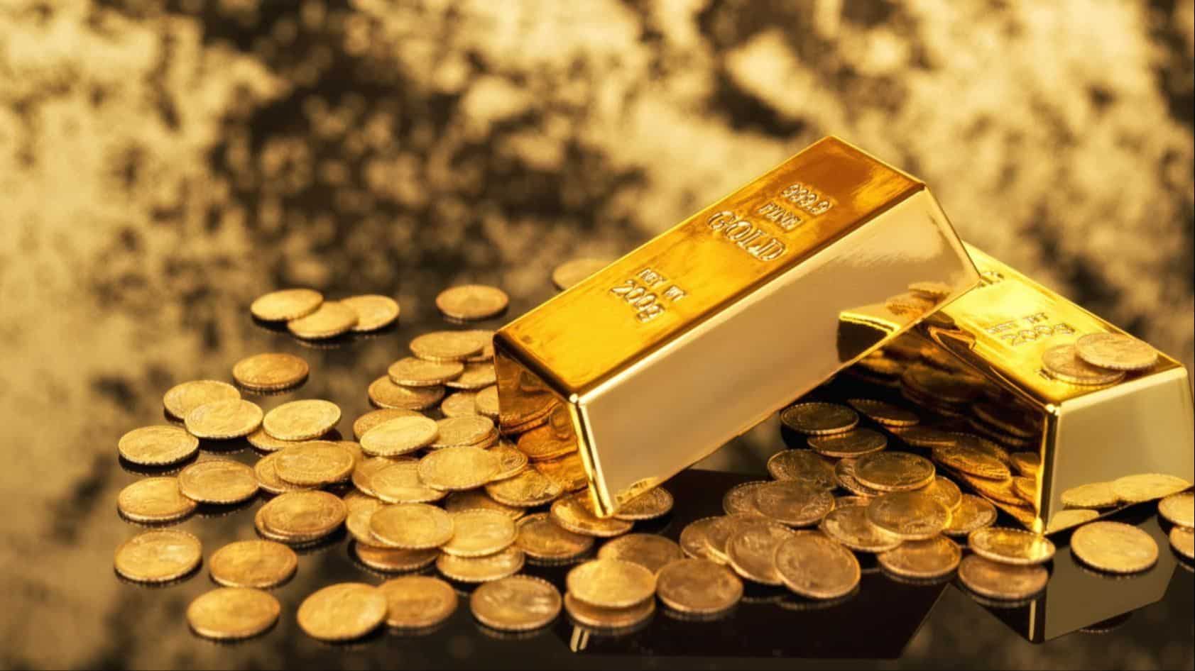 Gold first exceeds 4,000 dollars per ounce