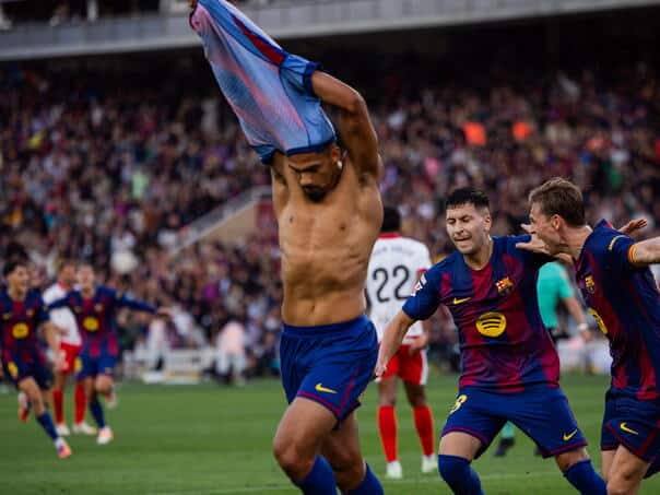 Barcelona beat Girona with a goal in the 93rd minute