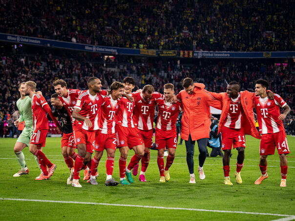 Bayern beat Borussia in the big Bundesliga derby