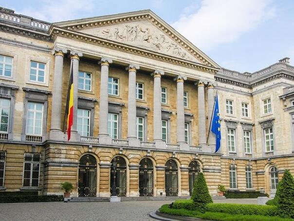 The Belgian government is considering sending prisoners to serve sentences in Kosovo