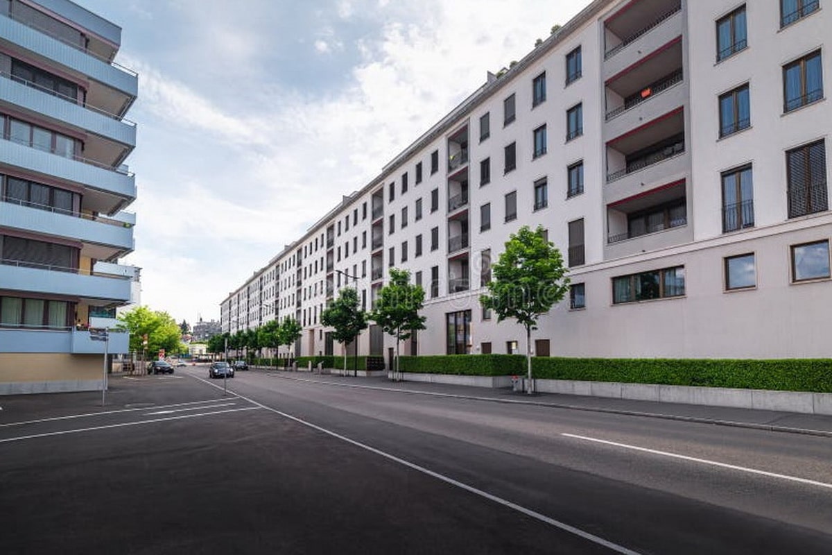 Where are the most expensive real estate in Europe: the square of the apartment and over 40,000 km