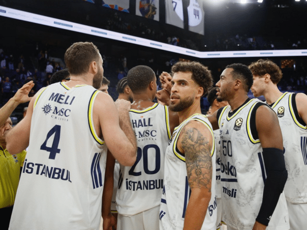 Fenerbahçe plays home matches against Israeli clubs in Munich