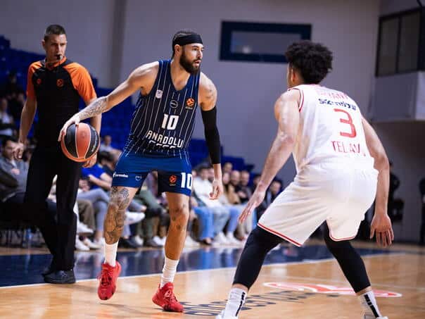 Hapoel turning to victory against Efes in Podgorica