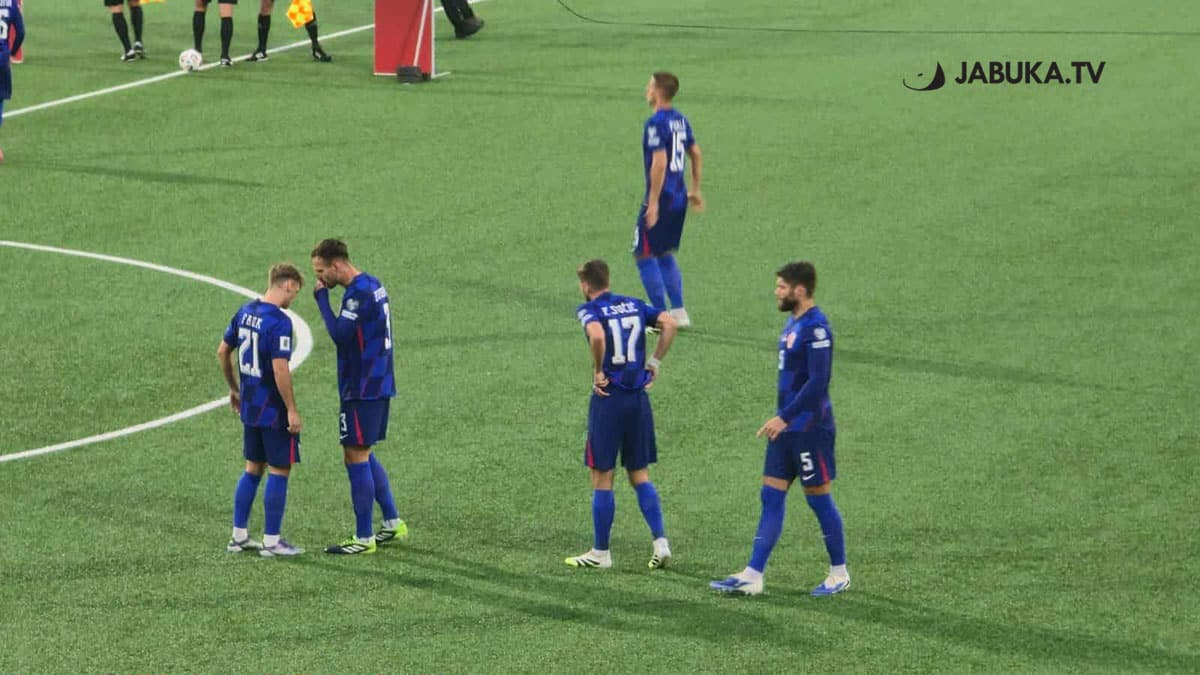 Croatia and Bosnia and Herzegovina fell by two places in the world rankings