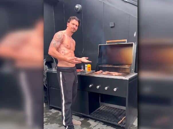 Ibrahimović enjoys pensions: Barbecue, Hit beautiful Brena and Balkans in the heart