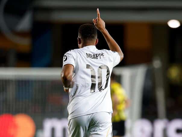 MBAPPE arrived up to 60 chained goals in the Champions League and "skipped" Ronalda