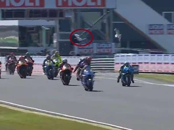 A motorcyclist was celebrating in a race and crashed into a seagull