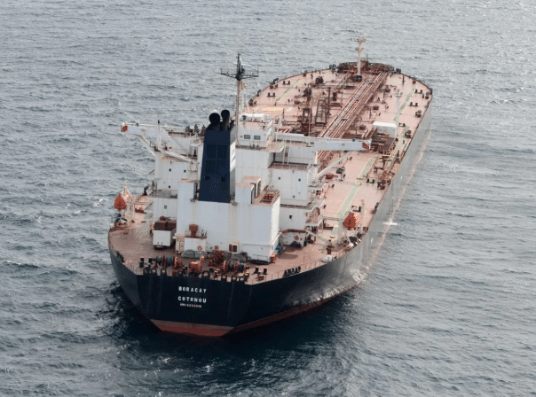 After the intervention of the French Navy Russian tanker from the blacklist continues to navigate