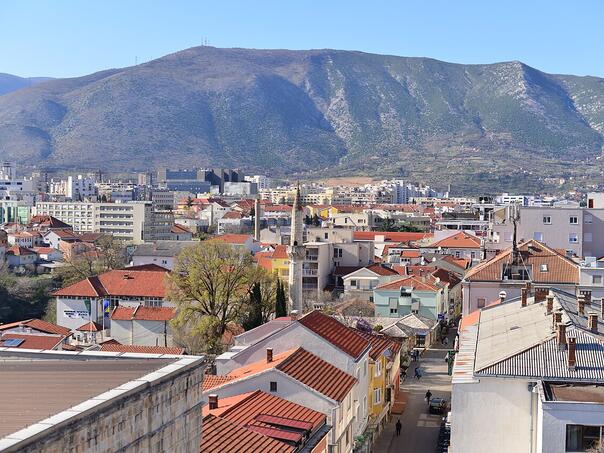 Attack in Mostar: Injured five people, of which two minors