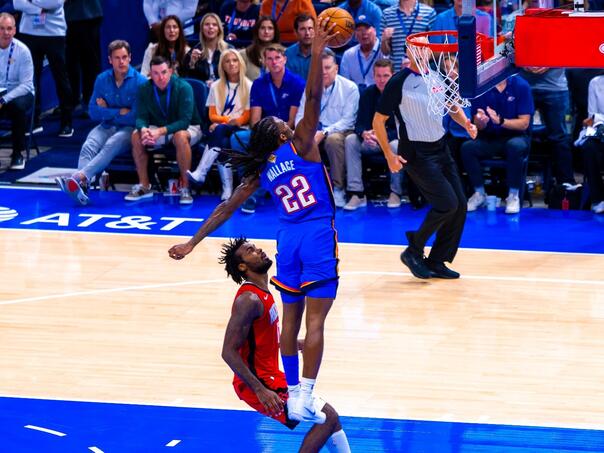 Beginning of NBA League: Thunder celebrated, Lakers defeated without LeBron