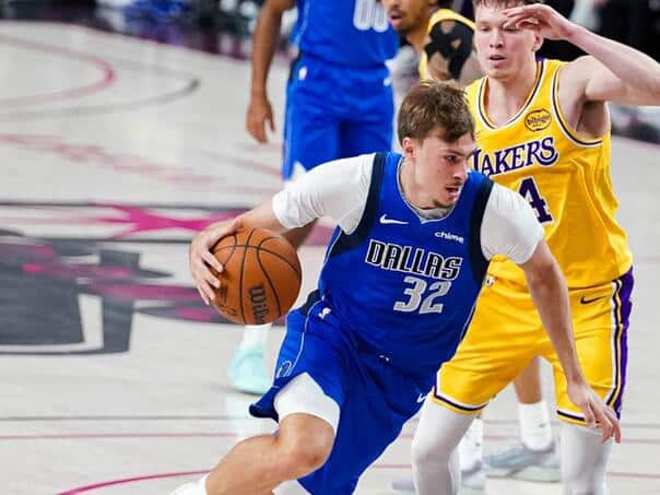 The first pick of the NBA draft disappointed in the first game