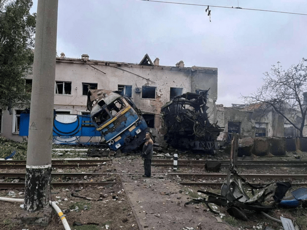 Russian attack by drone at the train station in Ukraine: at least 30 injured