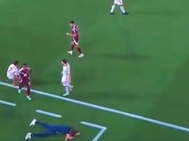 Qatar coach knocked out in the middle of the game