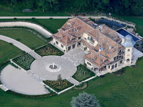 Scandal in Schumacher Villa: Australian driver raped a nurse?