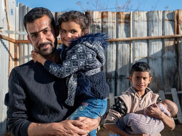 Hundreds of Syrian refugees leave Libya with free tickets to Damascus