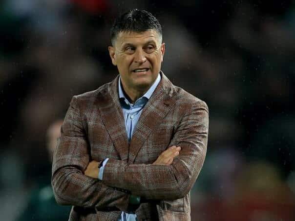 The coach of Crvena zvezda offered to resign after an incredible setback