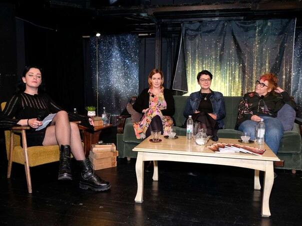 The theater is of its pipelines embedded by empathy