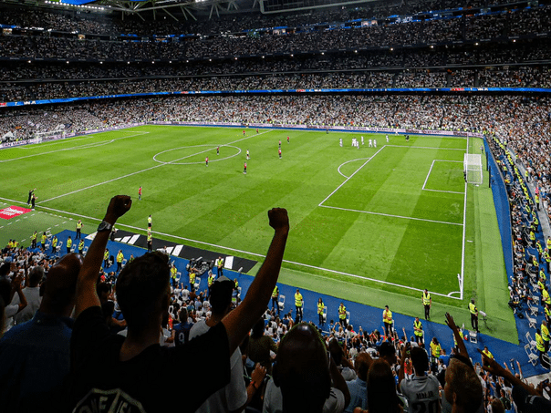 The most expensive match in the history of football is about to start, famous teams